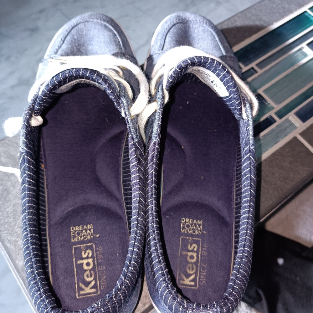 Keds Women's Blue Canvas Sneakers - Picture 2 of 4